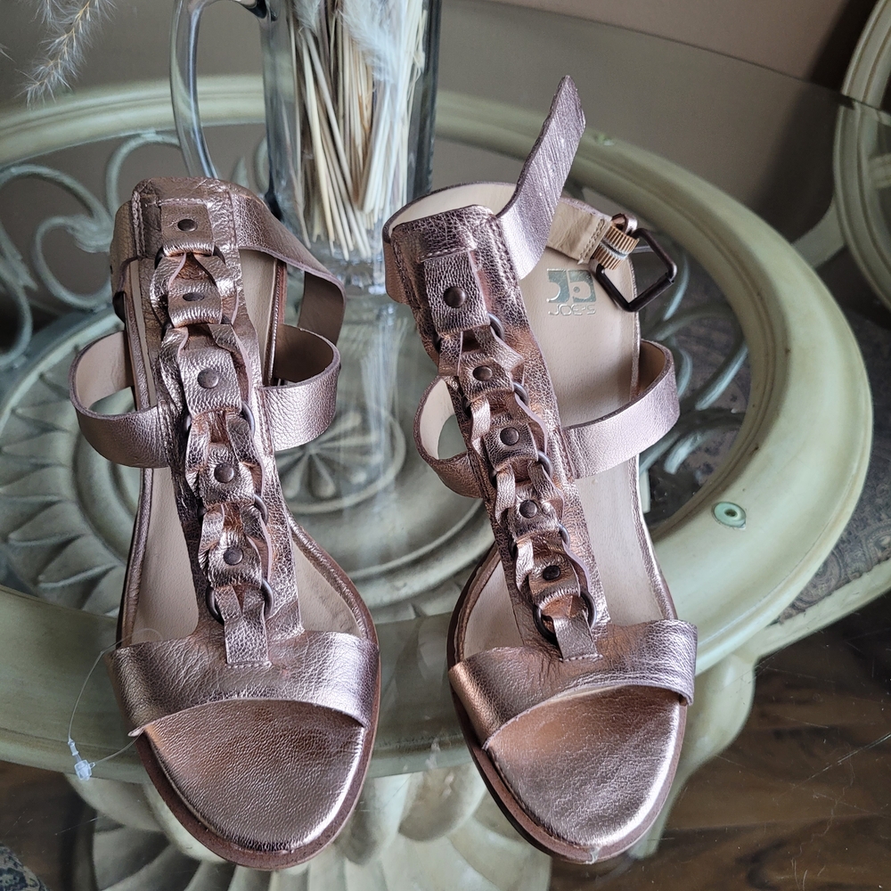 Elegant Rose Gold Sandals New Size 8.5